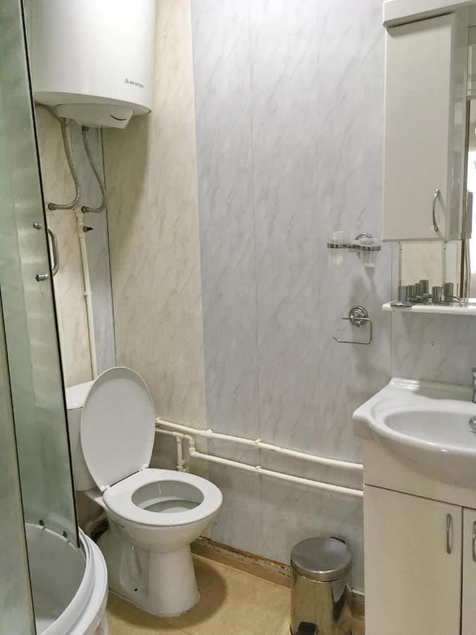 Отель Splav Guest Hause Gusar Белград Экстерьер фото